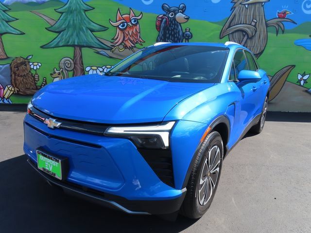 Used 2024 Chevrolet Blazer EV LT AWD/4WD image 3