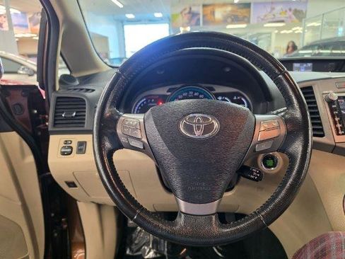 Used 2009 Toyota Venza FWD image 17