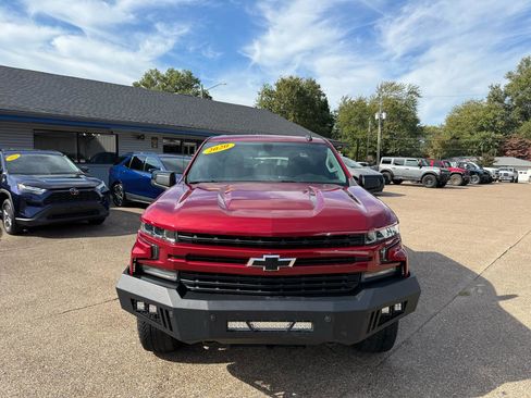 Used 2020 Chevrolet Silverado 1500 RST w/ RST Value Package AWD/4WD image 2