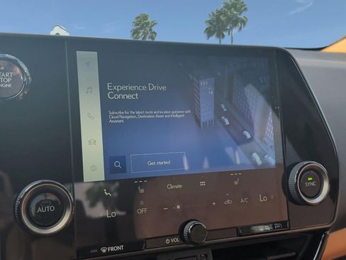 Used 2025 Lexus NX 250 FWD w/ Accessory Package (Z1) image 18