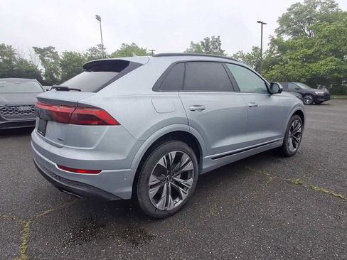 New 2025 Audi Q8 Premium image 8