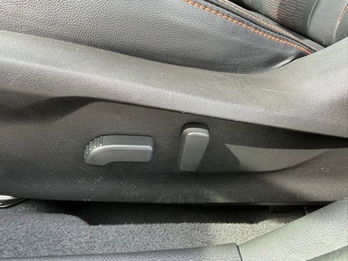 Used 2023 Subaru Crosstrek 2.5i Limited image 17