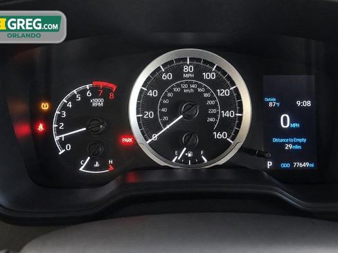 Used 2020 Toyota Corolla LE FWD image 13