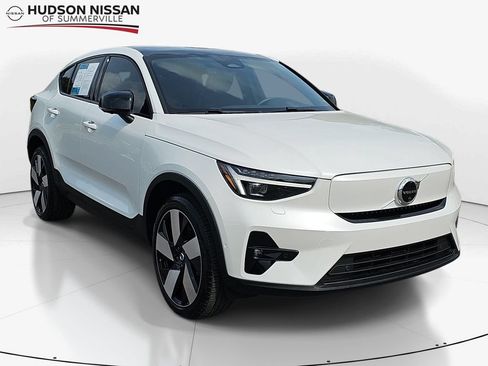 Used 2023 Volvo C40 P8 Recharge Ultimate w/ Protection Package Premier AWD/4WD image 1