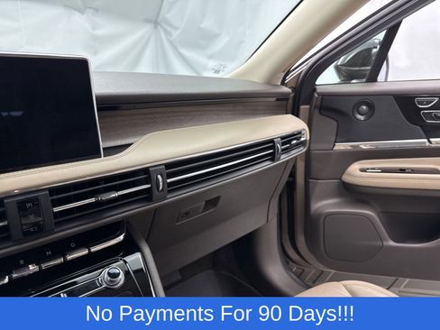 Used 2020 Lincoln Corsair Reserve w/ Equipment Group 201A image 22