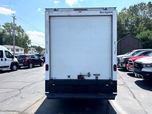 Used 2021 Chevrolet Express 3500 w/ Power Convenience Package image 5