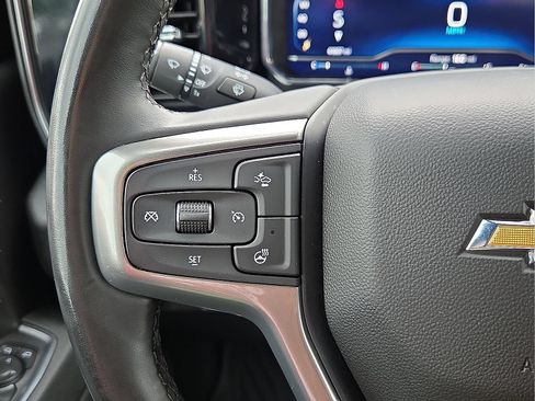 Used 2025 Chevrolet Silverado 2500 LT AWD/4WD image 21