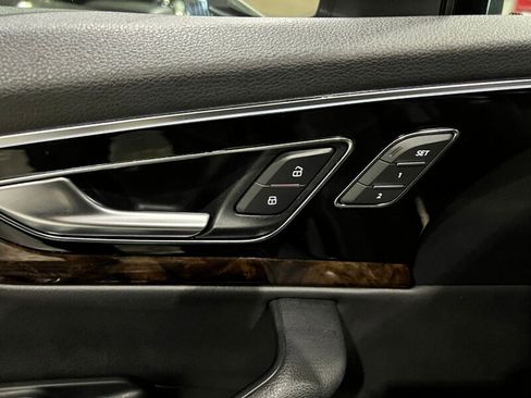 Used 2018 Audi Q7 3.0T Premium Plus image 26