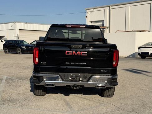 Used 2023 GMC Sierra 1500 SLT w/ SLT Premium Plus Package AWD/4WD image 6