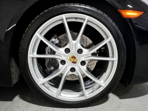 Used 2017 Porsche 718 Boxster RWD image 35