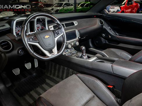 Used 2014 Chevrolet Camaro ZL1 RWD image 90