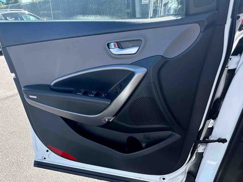 Used 2014 Hyundai Santa Fe Sport image 10