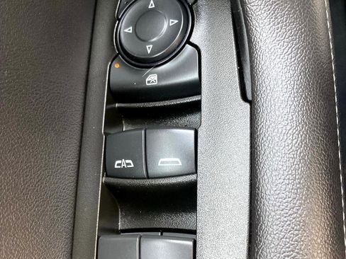 Used 2023 Chevrolet Blazer LT image 31