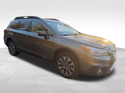 Used 2016 Subaru Outback 2.5i Limited image 20