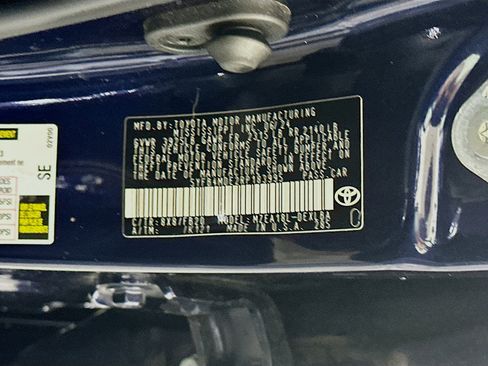 Used 2024 Toyota Corolla LE FWD image 12