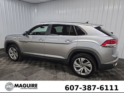Used 2020 Volkswagen Atlas Cross Sport SEL FWD image 4