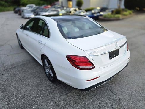 Used 2017 Mercedes-Benz E 300 image 7