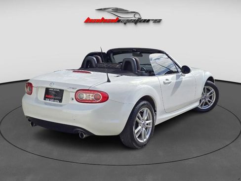 Used 2013 MAZDA MX-5 Miata Sport image 8