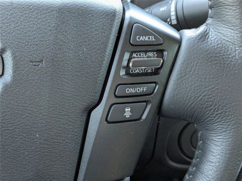 Used 2023 Nissan Frontier SV w/ SV Convenience Package image 27