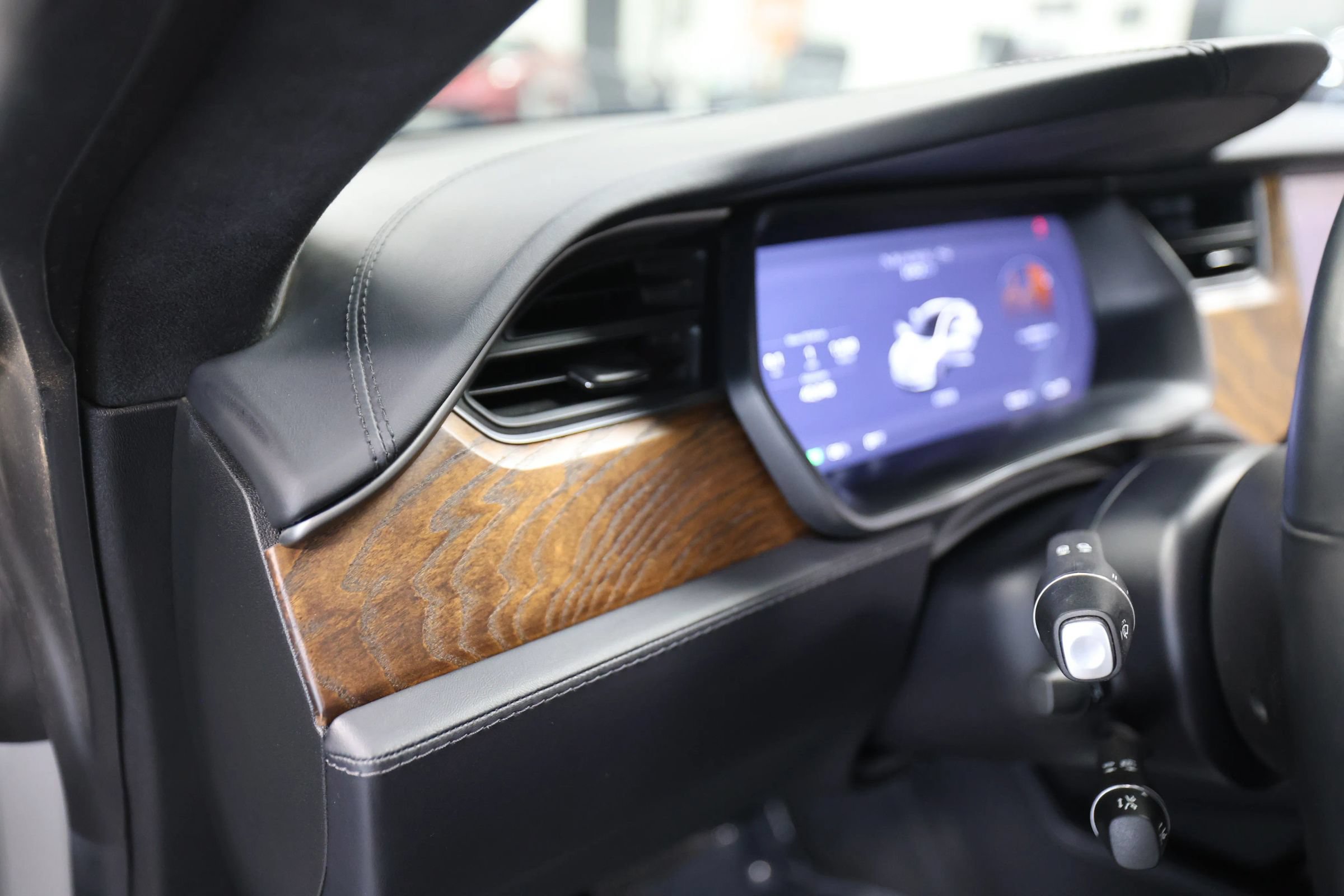 Used 2018 Tesla Model S 100D AWD/4WD image 29
