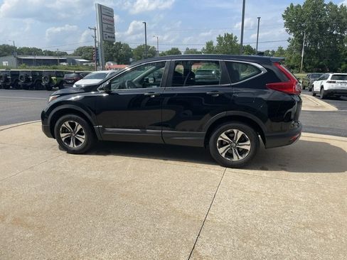 Used 2019 Honda CR-V LX image 2