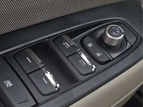 New 2026 Subaru Forester Premium AWD/4WD image 18