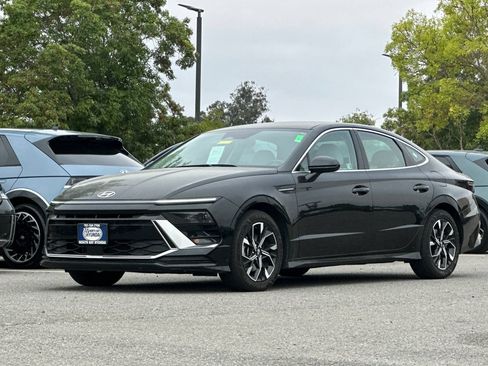 Used 2025 Hyundai Sonata SEL FWD image 8