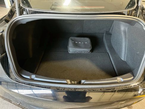 Used 2022 Tesla Model 3 Performance AWD/4WD image 24