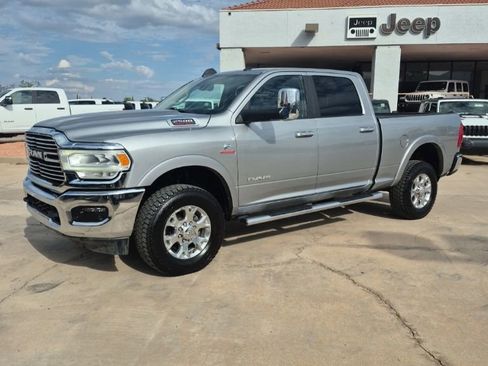 Used 2020 RAM 2500 Laramie AWD/4WD image 1
