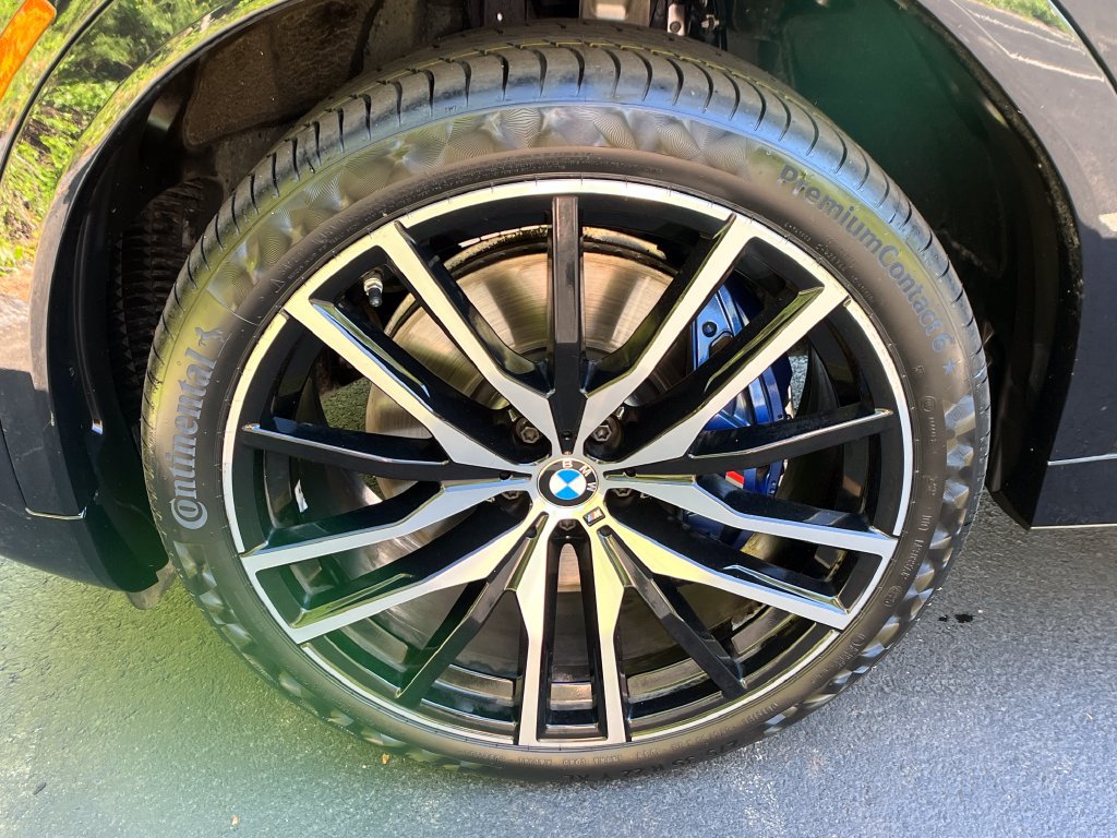 Used 2021 BMW X6 M50i w/ Executive Package AWD/4WD image 24