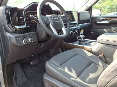 New 2026 GMC Sierra 1500 Elevation w/ Elevation Premium Package AWD/4WD image 12
