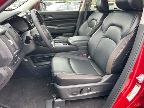 Certified 2023 Nissan Pathfinder SL AWD/4WD image 10