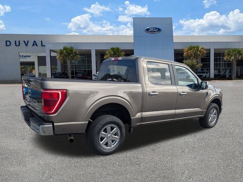 Used 2023 Ford F150 XLT image 4