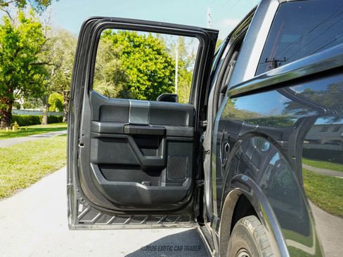 Used 2019 Ford F150 Lariat w/ Equipment Group 502A Luxury image 31