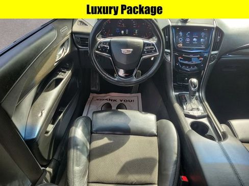 Used 2017 Cadillac ATS V w/ Luxury Package RWD image 9