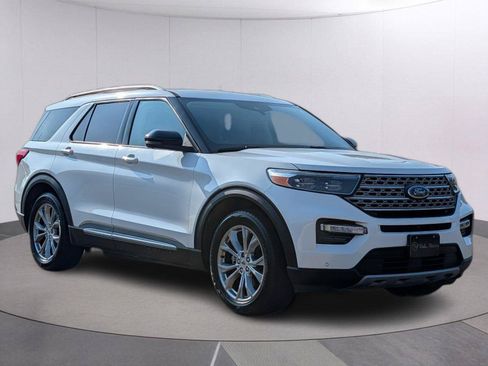 Used 2021 Ford Explorer Limited w/ Equipment Group 301A RWD image 8