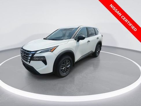 Certified 2026 Nissan Rogue S AWD/4WD image 4