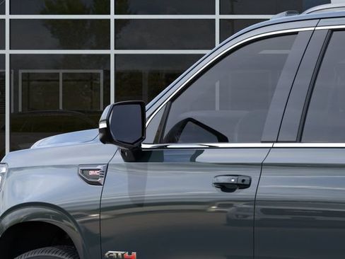 New 2026 GMC Yukon XL AT4 Ultimate AWD/4WD image 12