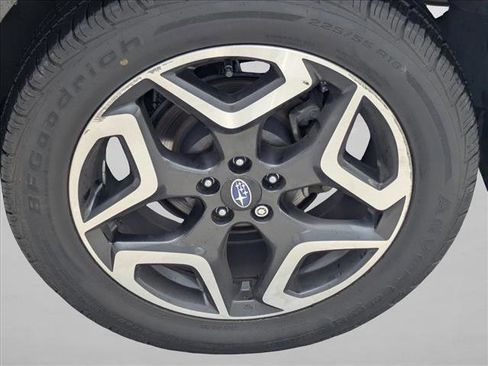 Used 2019 Subaru Crosstrek 2.0i Limited w/ Moonroof Package w/Navigation AWD/4WD image 17
