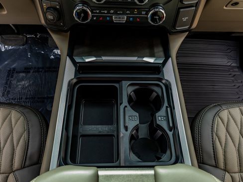 Used 2026 Ford F450 Platinum w/ Platinum Plus Package image 29