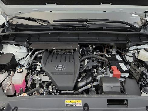 Used 2023 Toyota Highlander Platinum image 27