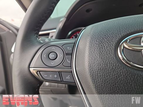 Used 2018 Toyota Camry XSE FWD image 18