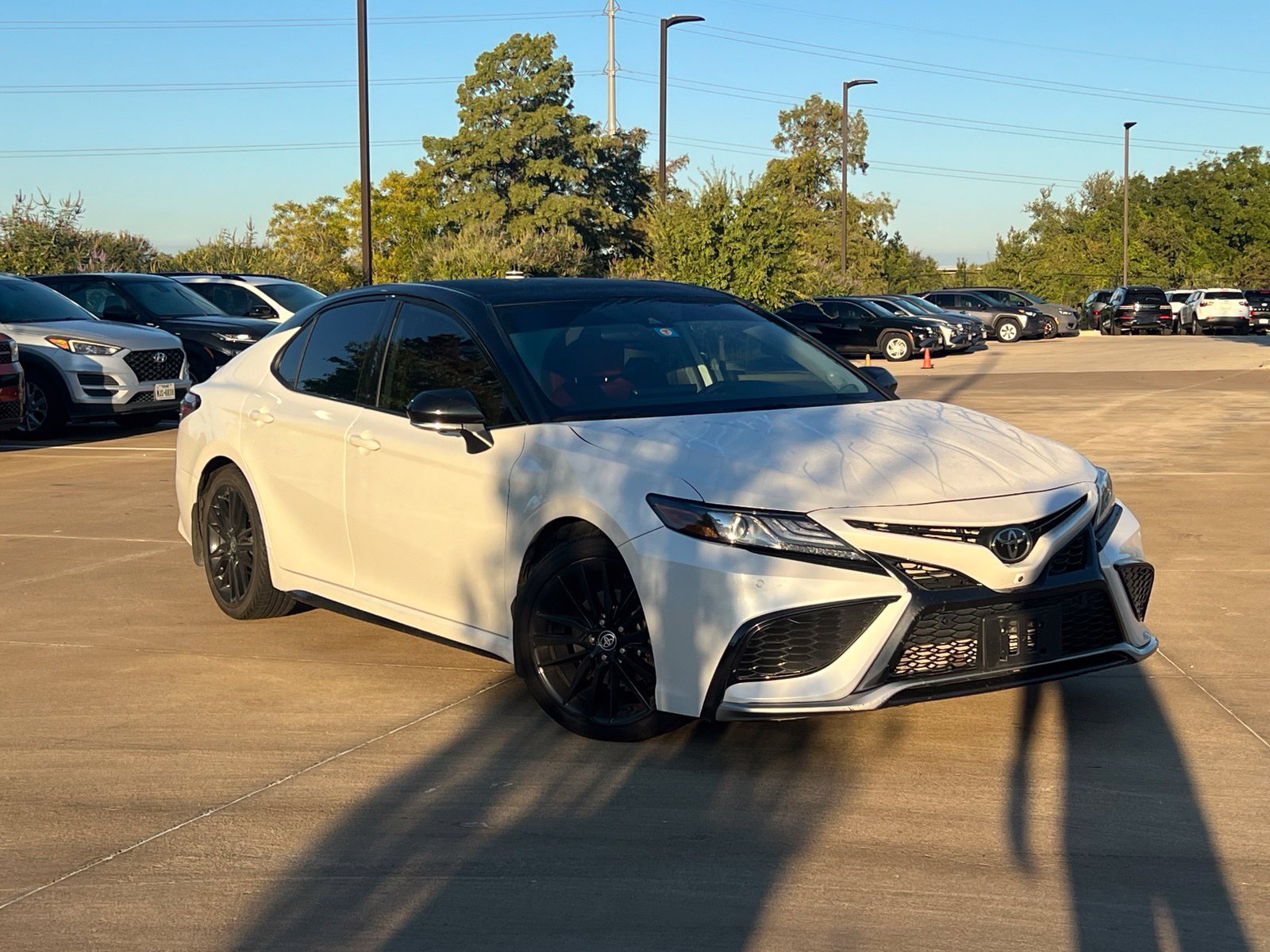 Used 2023 Toyota Camry XSE w/ Navigation Package FWD image 1