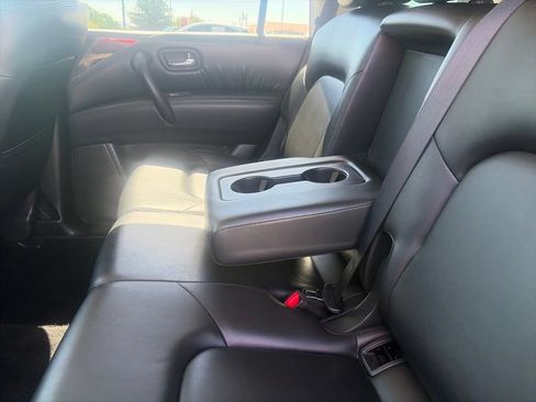 Used 2024 Nissan Armada SV RWD image 14