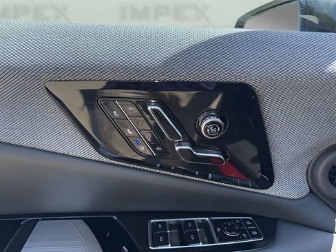 Used 2025 Cadillac Optiq Sport 2 w/ LPO, Floor Liner Package AWD/4WD image 10