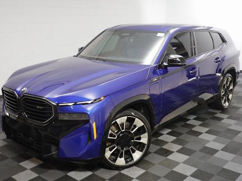 Used 2023 BMW XM image 2