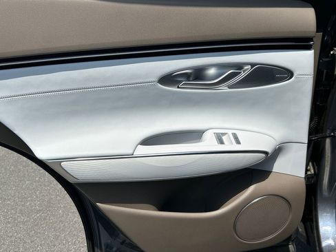 New 2026 Genesis GV70 2.5T Advanced AWD/4WD image 22