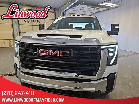 New 2026 GMC Sierra 2500 Pro w/ Convenience Package AWD/4WD image 3