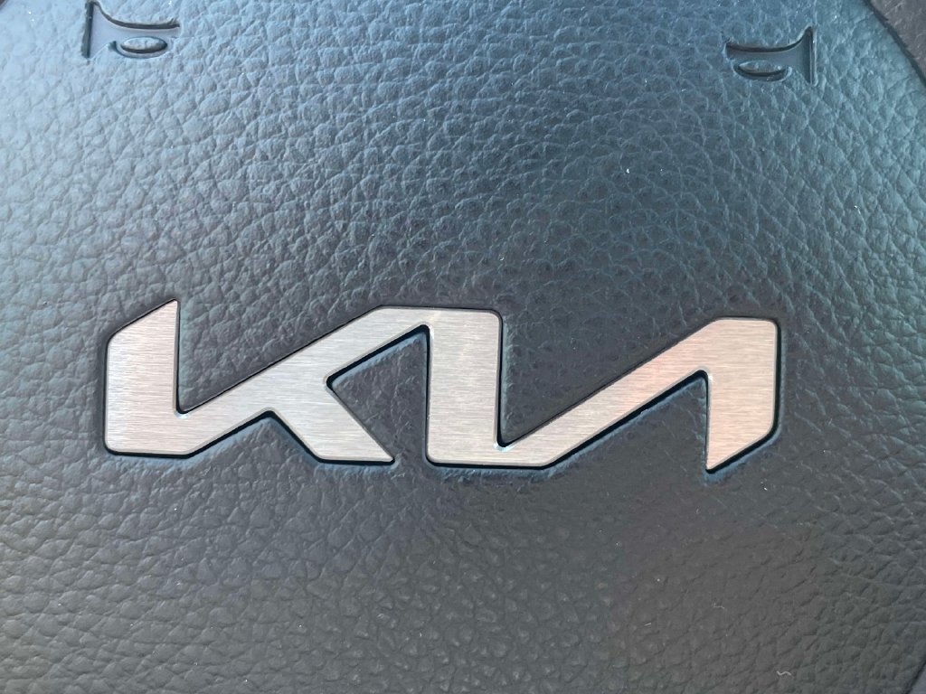 Used 2025 Kia Seltos S AWD/4WD image 31
