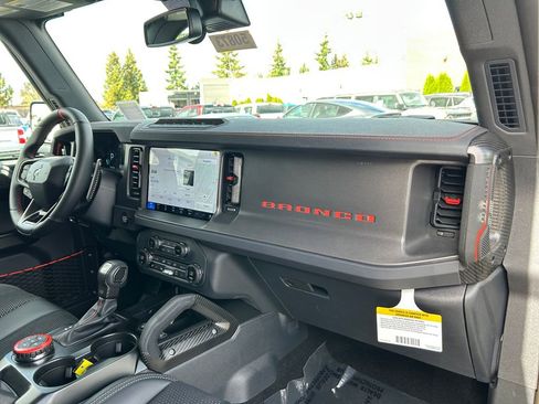 New 2025 Ford Bronco Raptor image 27